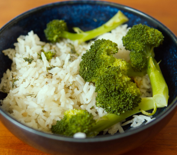 Rice Cooker Herb Rice and Broccoli