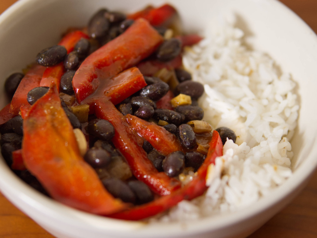This black beans with peppers and cumin recipe will come together in 20-25 minutes.